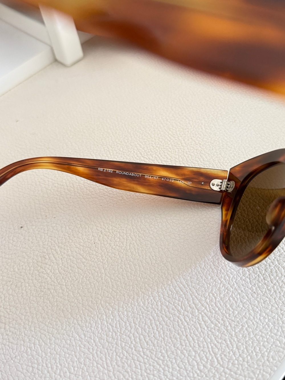 Havana Brown Ray-Ban Roundabout Polarized Sunglasses - Oversized Eyewear Glasses - Picture 16 of 17